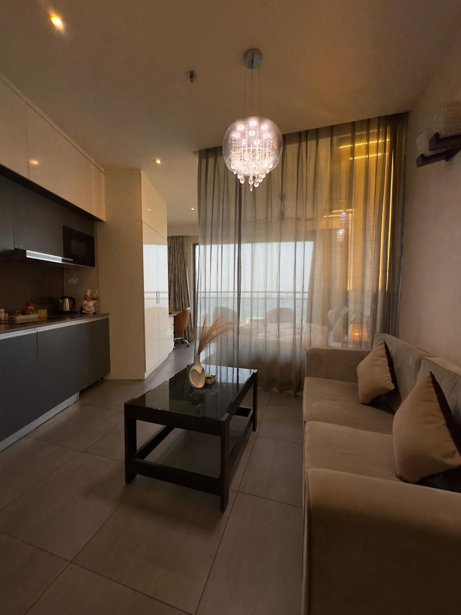 Elysian Apartment *